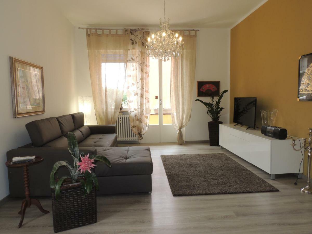 Apartamento Residenza Arusnati Verona Exterior foto